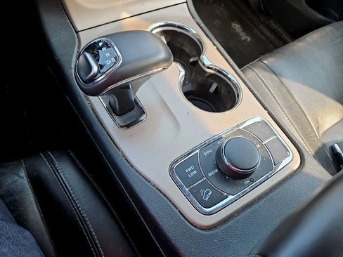 Used 2014 Jeep Grand Cherokee Limited w/ Trailer Tow Group IV image 26