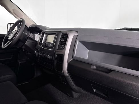 Used 2019 RAM 1500 Express w/ Express Value Package AWD/4WD image 27