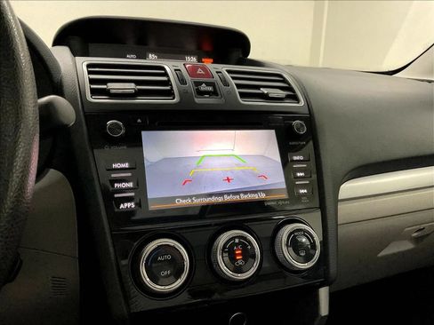 Used 2017 Subaru Forester 2.5i Premium AWD/4WD image 28