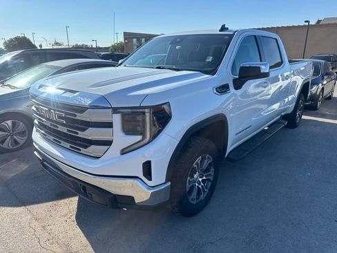 Used 2023 GMC Sierra 1500 SLE w/ X31 Off-Road Package AWD/4WD image 3