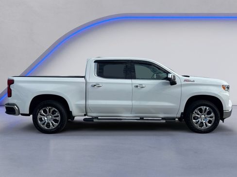 Used 2023 Chevrolet Silverado 1500 LTZ AWD/4WD image 7