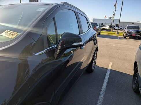 Used 2017 Buick Encore Preferred FWD image 4