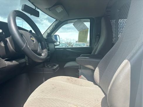 Used 2013 Chevrolet Express 1500 image 9