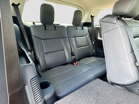 New 2026 Ford Explorer Active w/ Active Comfort Package RWD image 30