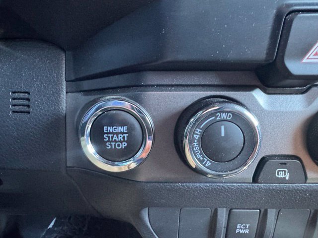 Certified 2023 Toyota Tacoma TRD Off-Road AWD/4WD image 24