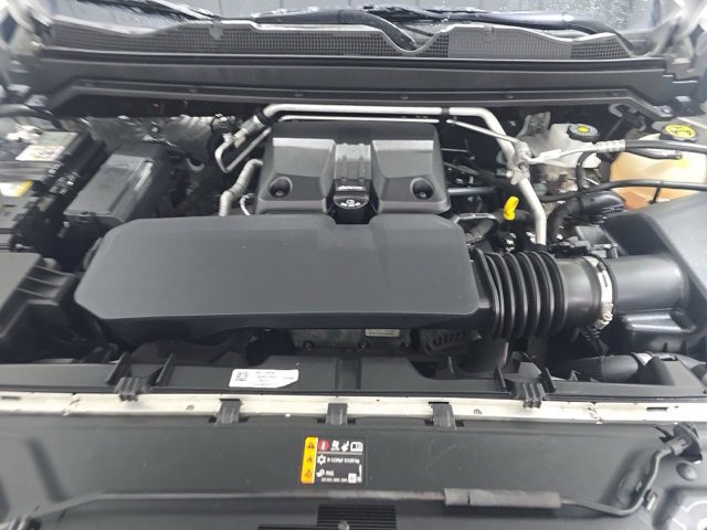 Used 2023 Chevrolet Colorado Trail Boss w/ Advanced Trailering Package AWD/4WD image 14