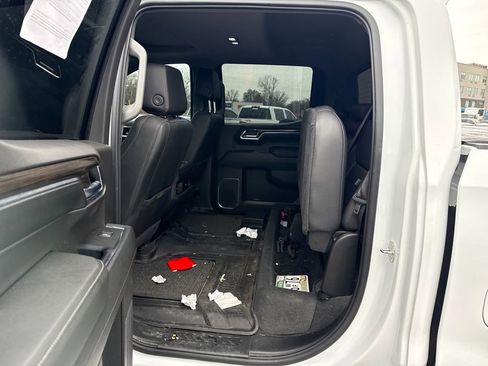 Used 2024 Chevrolet Silverado 1500 LT Trail Boss w/ LT Trail Boss Premium Package image 19