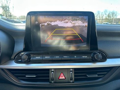 Used 2024 Kia Forte LXS image 32