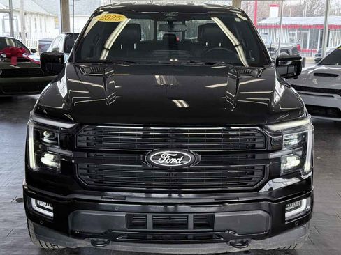 Used 2025 Ford F150 Platinum w/ FX4 Off-Road Package image 3