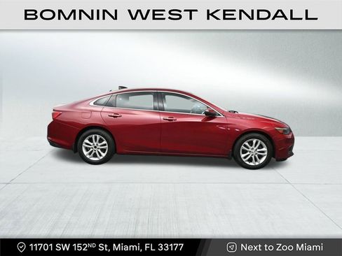 Used 2017 Chevrolet Malibu LT image 6
