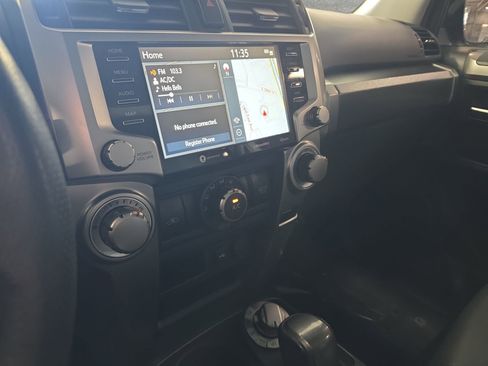 Used 2022 Toyota 4Runner SR5 Premium w/ Moonroof Package image 19