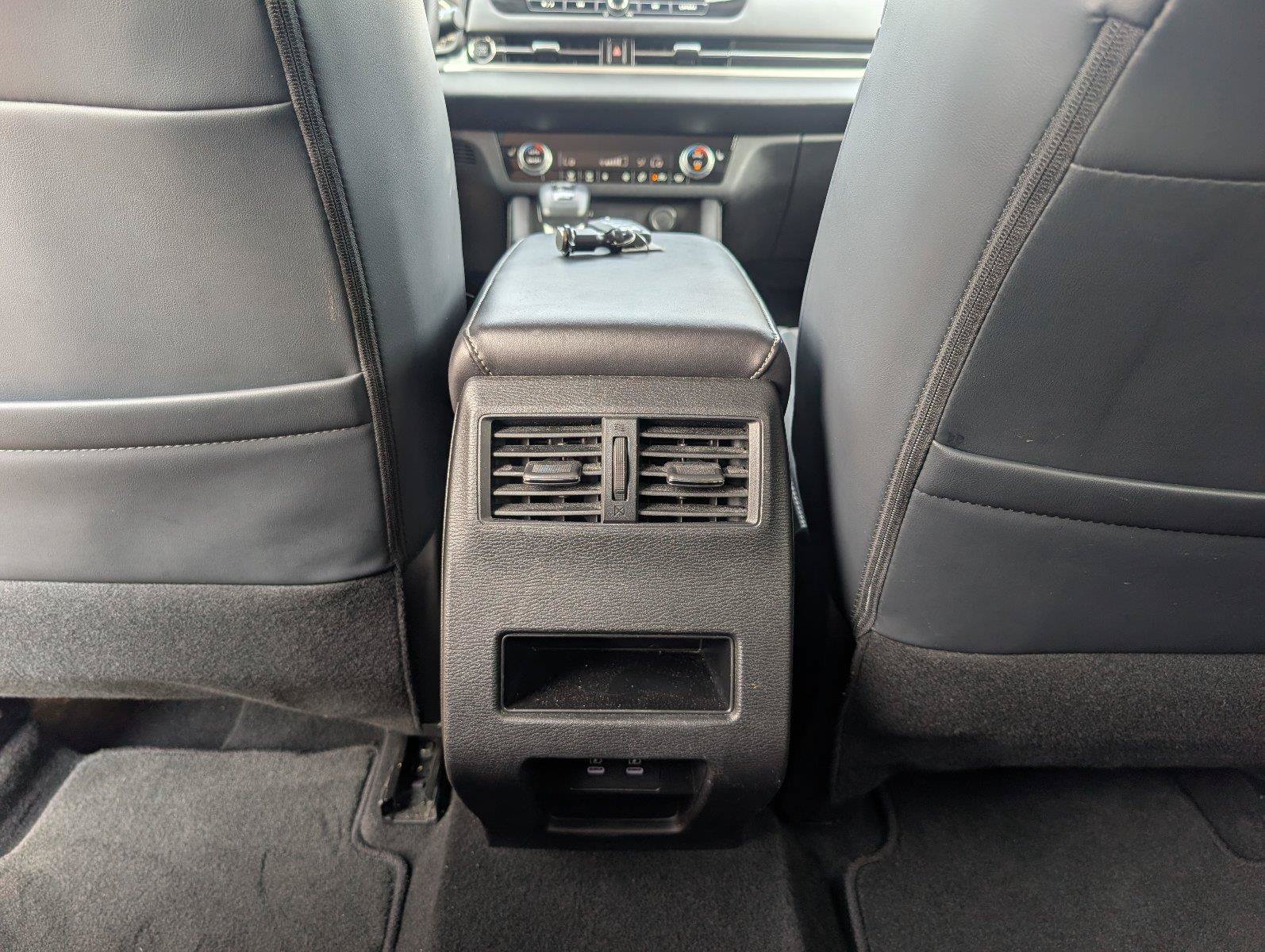 Used 2025 Mitsubishi Outlander SE AWD/4WD image 34