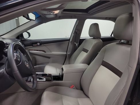 Used 2012 Toyota Camry XLE w/ Leather Pkg FWD image 15