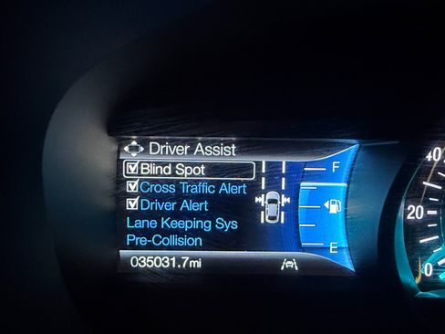 Used 2024 Ford Edge SEL w/ Convenience Package image 38