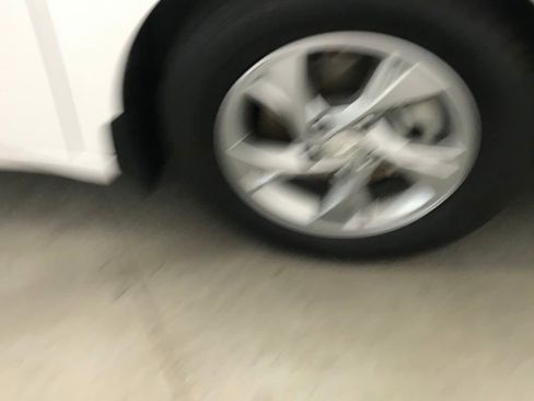 Used 2023 Hyundai Elantra SE image 47