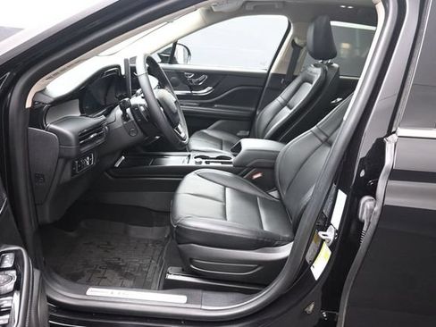 Certified 2023 Lincoln Corsair AWD w/ Equipment Group 101A image 10