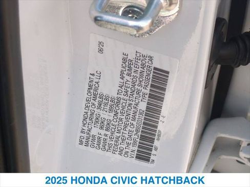 Certified 2025 Honda Civic Sport image 26