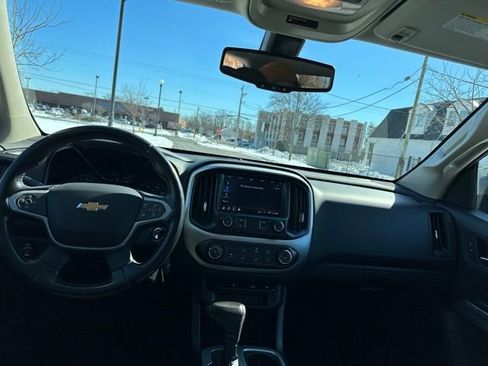 Used 2020 Chevrolet Colorado LT image 3