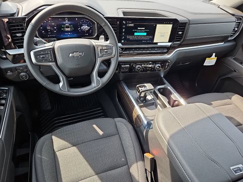 New 2026 Chevrolet Silverado 1500 RST AWD/4WD image 9