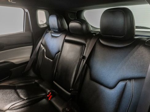 Certified 2025 Jeep Compass Limited AWD/4WD image 26
