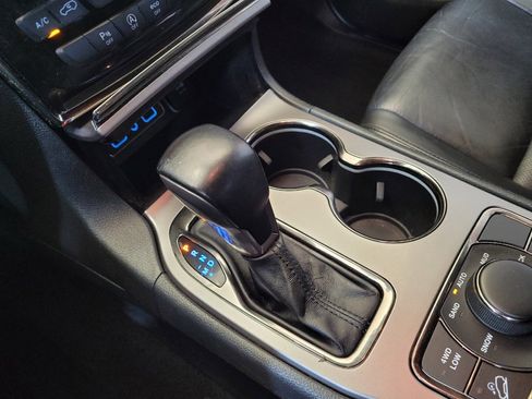 Used 2020 Jeep Grand Cherokee Limited X AWD/4WD image 26