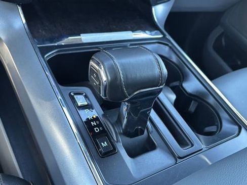 Used 2023 Ford F150 Lariat w/ Trailer Tow Package image 29