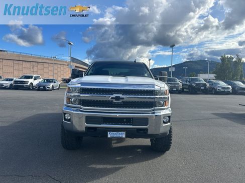 Used 2016 Chevrolet Silverado 2500 LT w/ LT Convenience Package AWD/4WD image 2