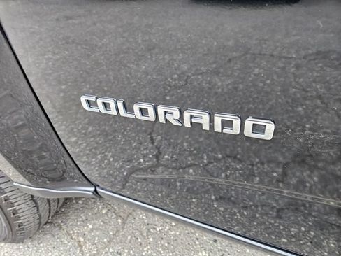 Used 2020 Chevrolet Colorado LT w/ LT Convenience Package AWD/4WD image 11