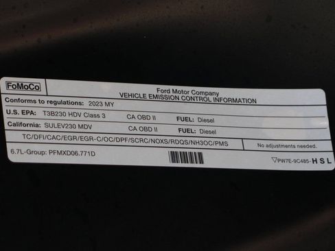 Used 2023 Ford F250 Lariat w/ Black Appearance Package image 14