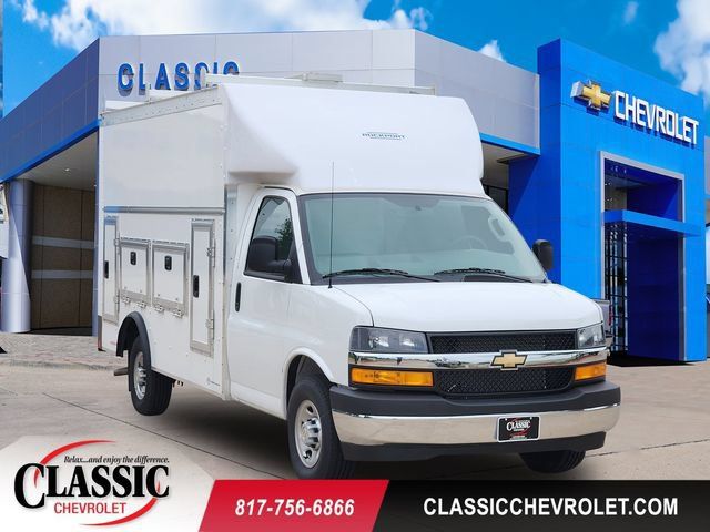 New 2025 Chevrolet Express 3500 w/ Power Convenience Package RWD 360° Tour
