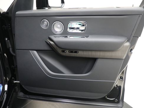 New 2026 Rolls-Royce Cullinan image 29