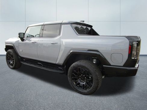 New 2026 GMC Hummer EV 2X image 3