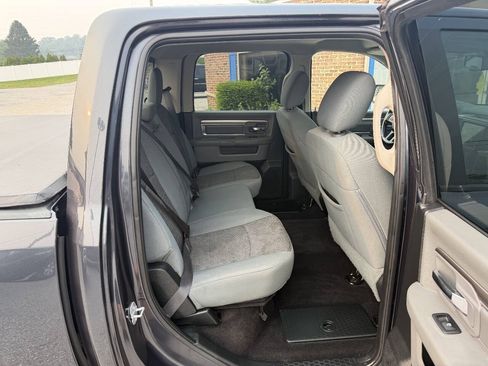 Used 2018 RAM 1500 Big Horn AWD/4WD image 25