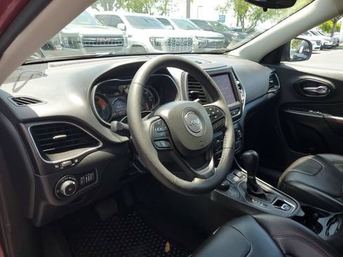 Used 2022 Jeep Cherokee Trailhawk w/ Sun, Sound & Nav Group AWD/4WD image 20