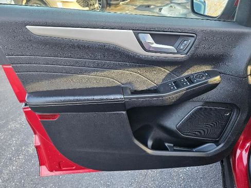 Certified 2022 Ford Escape SEL w/ Class II Trailer Tow Package image 16