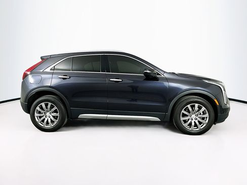Used 2023 Cadillac XT4 Premium Luxury image 10