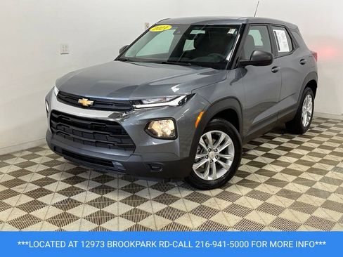 Used 2021 Chevrolet TrailBlazer LS FWD image 1