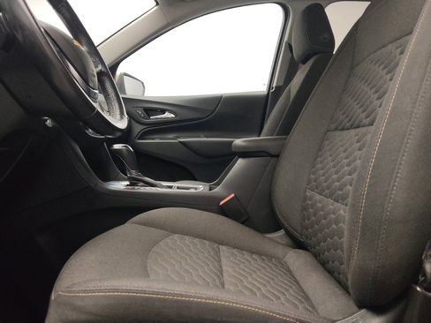 Used 2018 Chevrolet Equinox LT FWD image 17