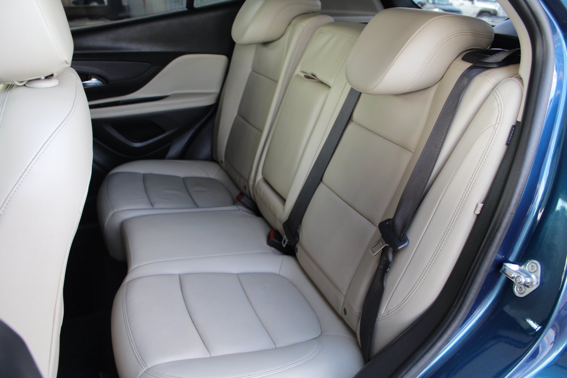 Used 2019 Buick Encore Essence w/ Safety Package II AWD/4WD image 22