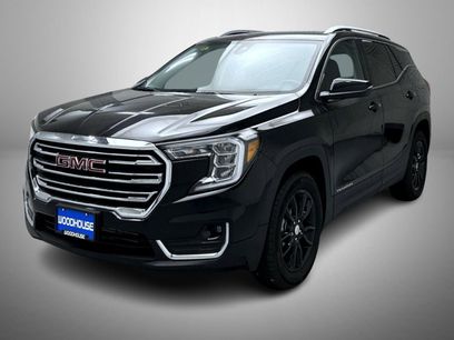 Used 2024 GMC Terrain SLT