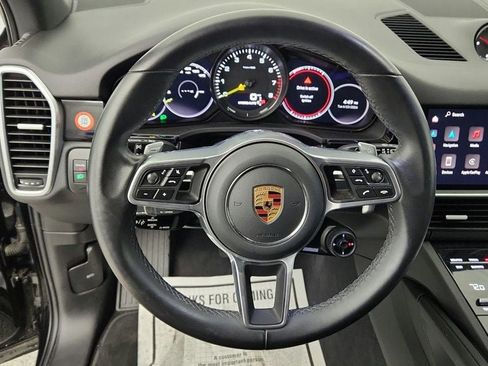 Used 2022 Porsche Cayenne Platinum Edition w/ Premium Package Plus AWD/4WD image 13