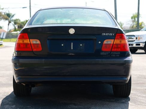Used 2005 BMW 325i Sedan image 4