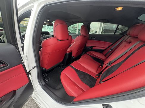 Used 2022 Acura ILX image 9