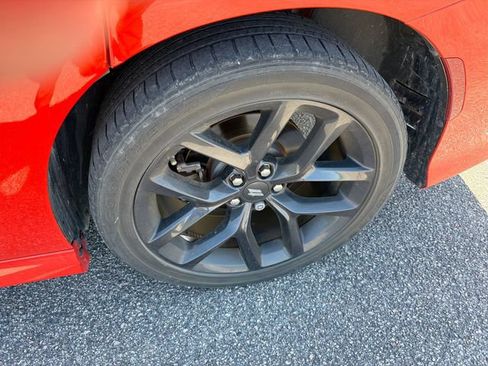 Used 2022 Dodge Charger R/T w/ Plus Group RWD image 14