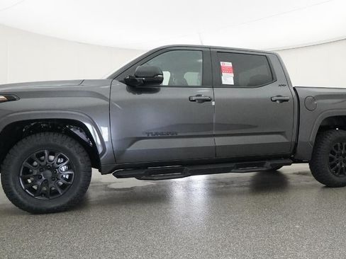 New 2026 Toyota Tundra SR5 AWD/4WD image 18