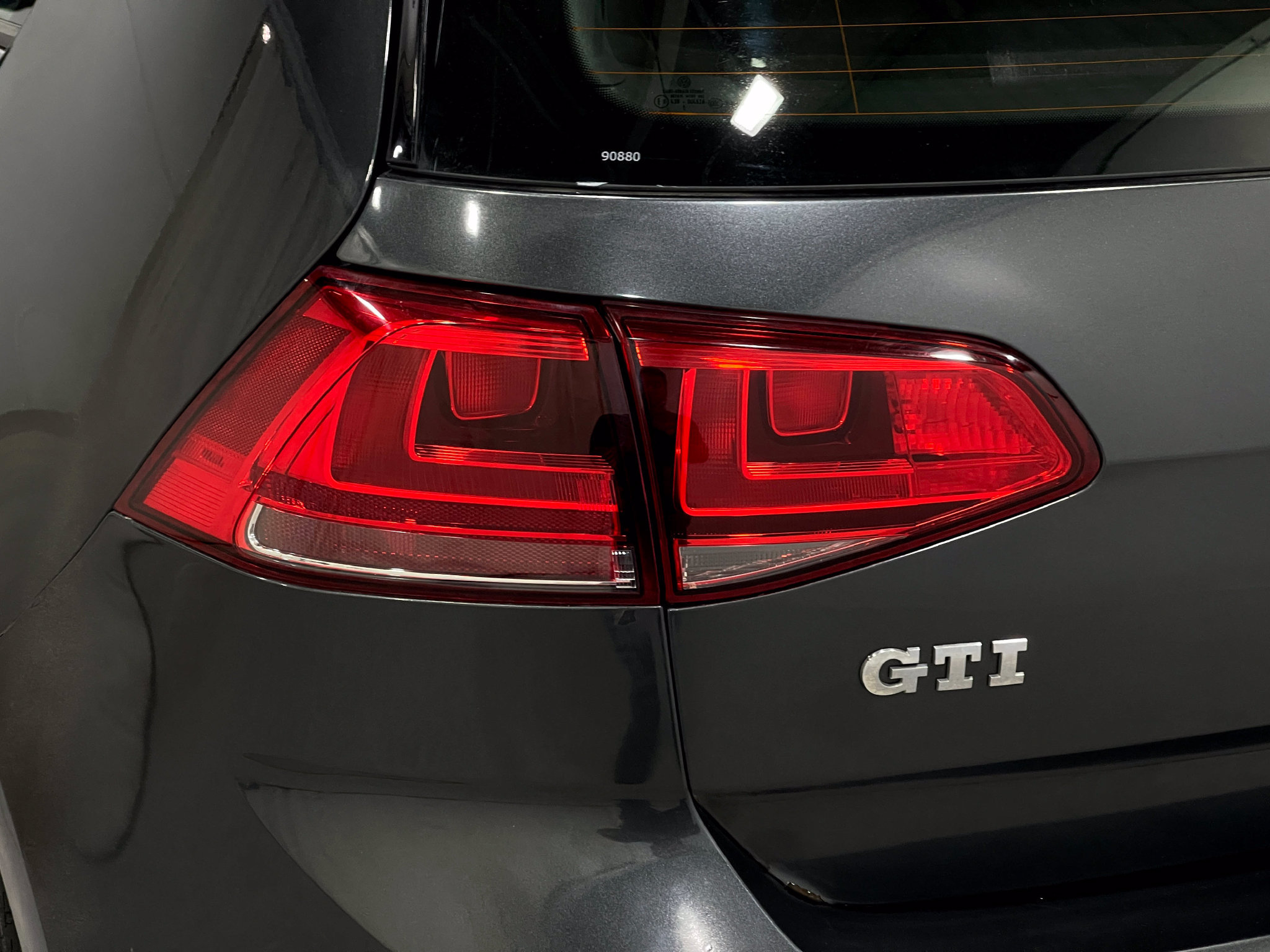 Used 2015 Volkswagen GTI SE w/ Lighting Package (SEL) FWD image 33
