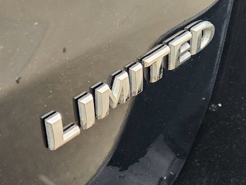 Used 2020 Jeep Grand Cherokee Limited RWD image 12