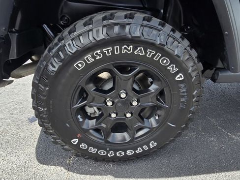 Used 2023 Jeep Wrangler Unlimited w/ Cold Weather Group AWD/4WD image 49