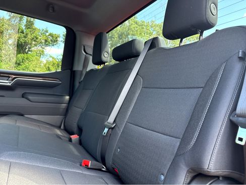 New 2025 Chevrolet Silverado 1500 LT image 19