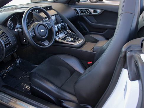 Used 2016 Jaguar F-TYPE Convertible image 14